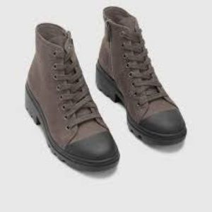 Eileen Fisher Trent Bootie-Women's Size 8-Grey-New